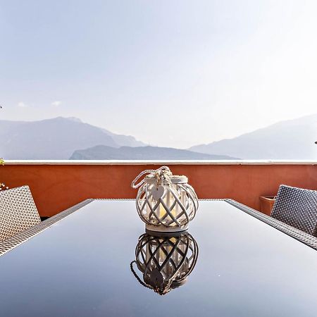 Casa Sara With Swimming Pool Riva del Garda Exterior foto