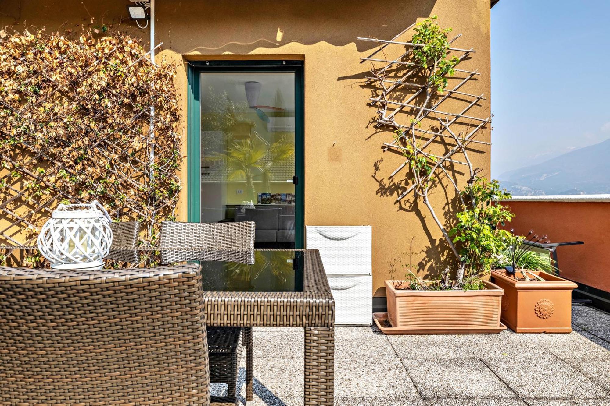 Casa Sara With Swimming Pool Riva del Garda Exterior foto